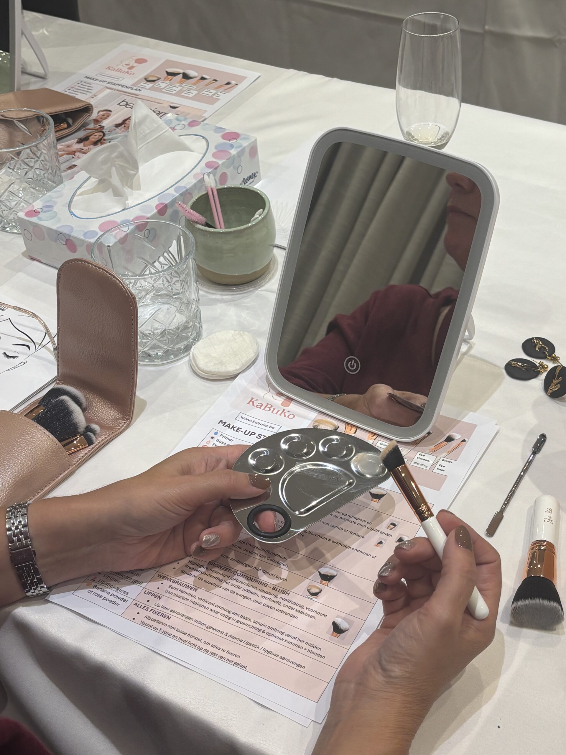 open make up workshop thema feestelijke make up op 3/12/2025